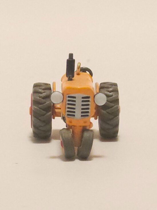 HALLMARK KEEPSAKE ORNAMENT Antique Tractors Series 2001 5th in a Series - Picture 5 of 11